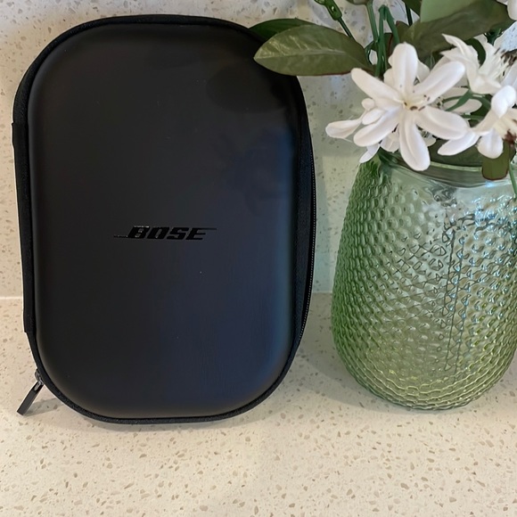 Bose Other - Bose Wireless Bluetooth Over-the-Ear Comfort Headphones